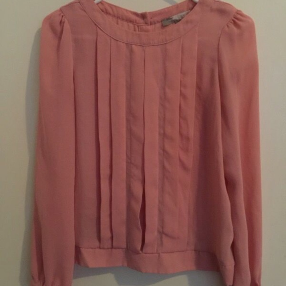 Forever 21 Pleated Buttoned Back Blouse